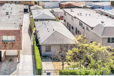 534 Hyde Park, Inglewood, CA 90302 - Photo 1