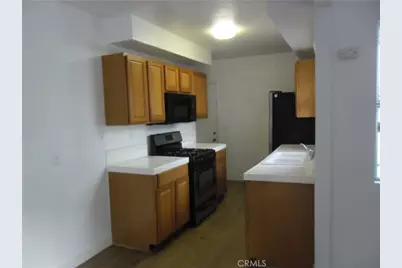 307 N Shelton St, Santa Ana, CA 92703 - Photo 9