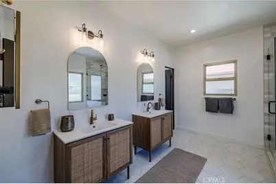 202 N Irena Avenue #B, Redondo Beach, CA 90277 - Photo 21