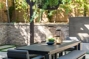 27649 Skylark, Saugus, CA 91350 - Photo 13