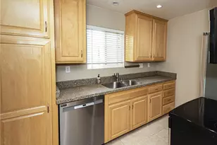 1108 Camino Real, Redondo Beach, CA 90277 - Photo 3