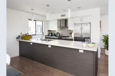 121 E Walnut Avenue, El Segundo, CA 90245 - Photo 11