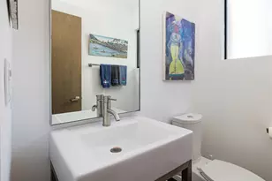 121 E Walnut Ave, El Segundo, CA 90245 - Photo 15