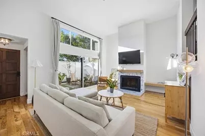 1911 Rockefeller Lane #E, Redondo Beach, CA 90278 - Photo 1