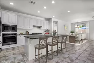 28217 Nield Ct, Saugus, CA 91350 - Photo 5