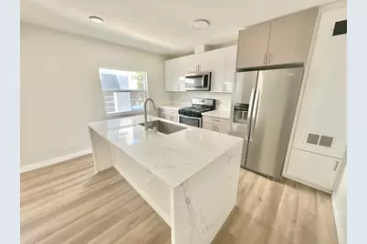 825 Manhattan, Hermosa Beach, CA 90254 - Photo 7