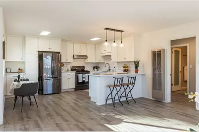 26015 Narbonne Avenue #14, Lomita, CA 90717 - Photo 5