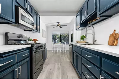 20553 S Vermont Avenue #6, Torrance, CA 90502 - Photo 5