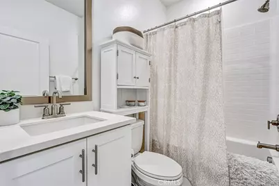 1669 Yorktown, San Pedro, CA 90732 - Photo 21