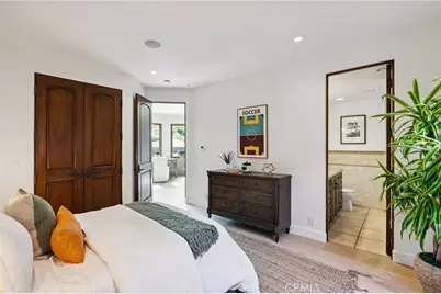 215 S Poinsettia Avenue, Manhattan Beach, CA 90266 - Photo 13