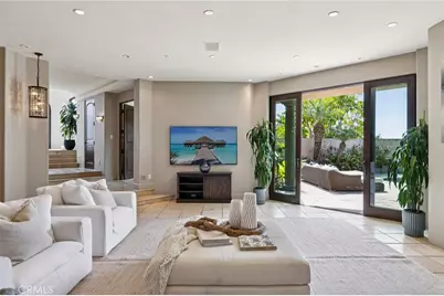 215 S Poinsettia Avenue, Manhattan Beach, CA 90266 - Photo 7