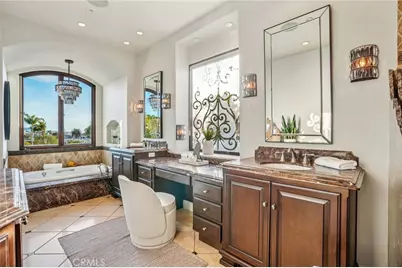 215 S Poinsettia Avenue, Manhattan Beach, CA 90266 - Photo 45