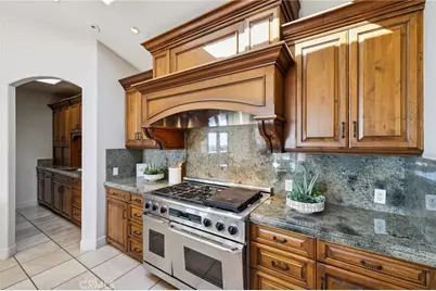 215 S Poinsettia Avenue, Manhattan Beach, CA 90266 - Photo 39