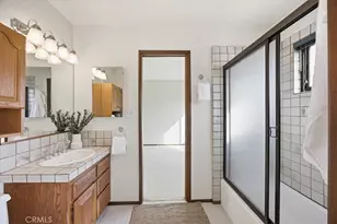 1728 Oak, Manhattan Beach, CA 90266 - Photo 15