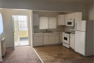 1000 E Burnett, Signal Hill, CA 90755 - Photo 5