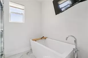 237 Houston Dr, Thousand Oaks, CA 91360 - Photo 13