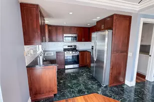 665 W 24th St, San Pedro, CA 90731 - Photo 9