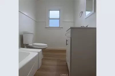 1307 W Martin Luther King Jr Boulevard, Los Angeles, CA 90037 - Photo 5