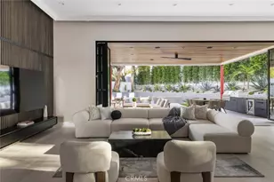 22020 Alizondo, Woodland Hills, CA 91364 - Photo 11