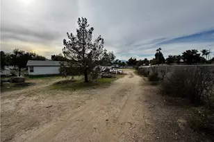 25120 Charina Ln, Homeland, CA 92548 - Photo 9