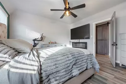 1946 W 85th, Los Angeles, CA 90047 - Photo 17