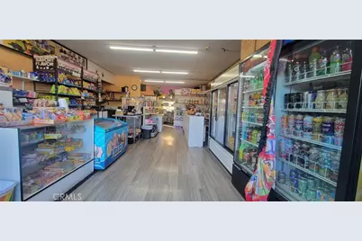 2171 Santa Fe Ave, Long Beach, CA 90810 - Photo 5