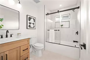 10421 1st Ave, Inglewood, CA 90303 - Photo 19