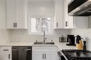 1720 Manhattan, Hermosa Beach, CA 90254 - Photo 23