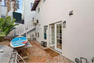 1720 Manhattan, Hermosa Beach, CA 90254 - Photo 17