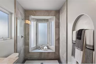 28 10th Ct (9th St Walkstreet), Hermosa Beach, CA 90254 - Photo 43