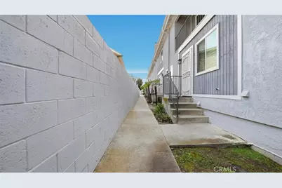 604 E 220th #3, Carson, CA 90745 - Photo 29