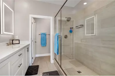 1642 W Saratoga Lane, San Pedro, CA 90732 - Photo 25