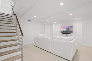 2317 Elm Ave, Manhattan Beach, CA 90266 - Photo 11