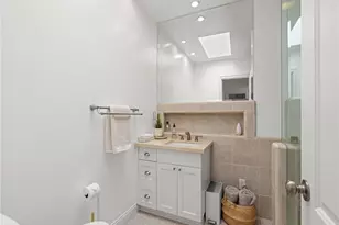 2317 Elm Ave, Manhattan Beach, CA 90266 - Photo 17
