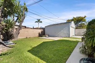 1559 W 113th, Los Angeles, CA 90047 - Photo 25