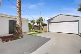 1559 W 113th, Los Angeles, CA 90047 - Photo 23