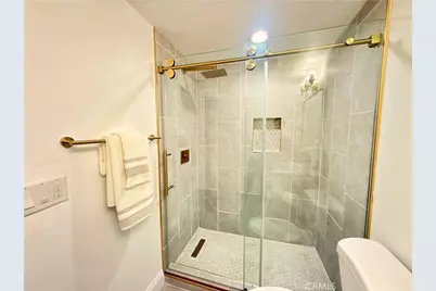 912 W 11th #4, San Pedro, CA 90731 - Photo 15