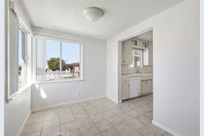 20706 Mansel Avenue, Torrance, CA 90503 - Photo 11