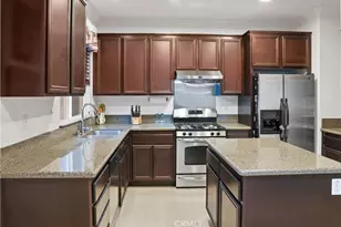 29267 Gateway Dr, Lake Elsinore, CA 92530 - Photo 15