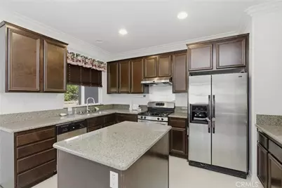 29267 Gateway Drive, Lake Elsinore, CA 92530 - Photo 11