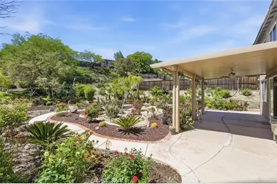 29267 Gateway Drive, Lake Elsinore, CA 92530 - Photo 25