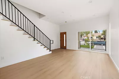 642 E Fairview Boulevard, Inglewood, CA 90302 - Photo 5