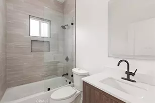 642 E Fairview Blvd, Inglewood, CA 90302 - Photo 21