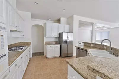 207 Riesling Vines Street, Bakersfield, CA 93314 - Photo 9
