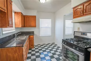 242 E Del Amo, Long Beach, CA 90805 - Photo 9