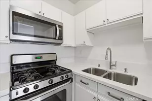 11822 Goshen Ave, Los Angeles, CA 90049 - Photo 5