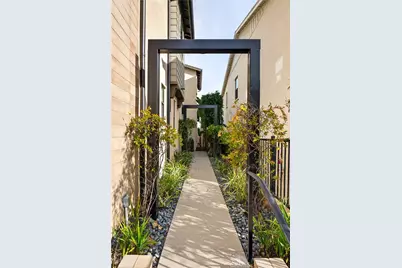 27616 Suncrest Road, San Pedro, CA 90732 - Photo 7