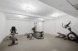 1277 S S Beverly Glen Blvd, Los Angeles, CA 90024 - Photo 31