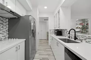 1277 S S Beverly Glen Blvd, Los Angeles, CA 90024 - Photo 15