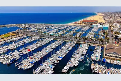200 S Catalina Avenue #403, Redondo Beach, CA 90277 - Photo 9
